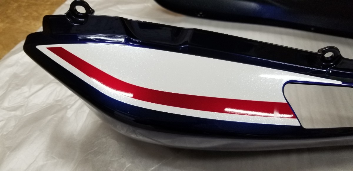 CB1300SF SB SP リアカウル パールホークスアイブルー送料無料(リア