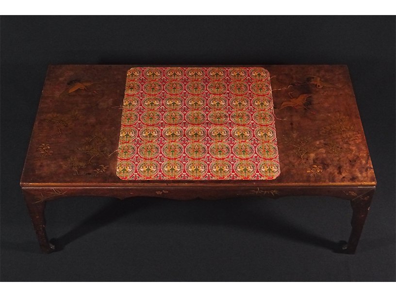 美術品・アンティーク・コレクション 大正時代初期 鶴 漆 金の絵付け