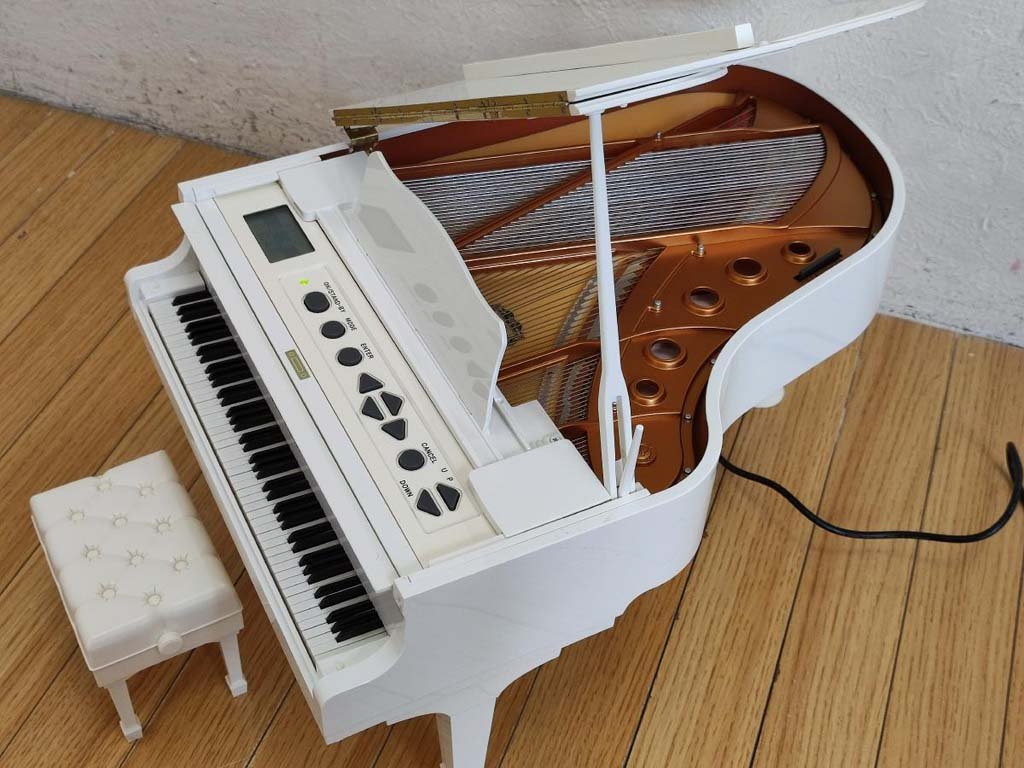 ☆SEGAセガ GRAND PIIANISTグランドピアニスト ホワイト