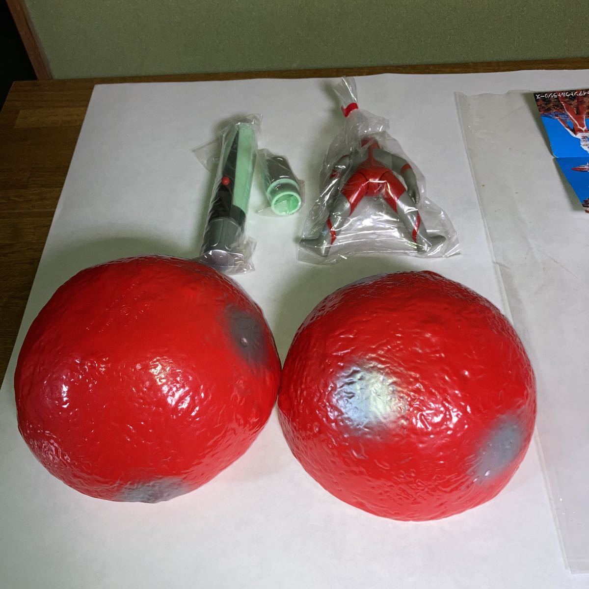 ◇M1号◇赤い玉◇ウルトラマン◇ソフビ◇ベータカプセルの中に飛行 