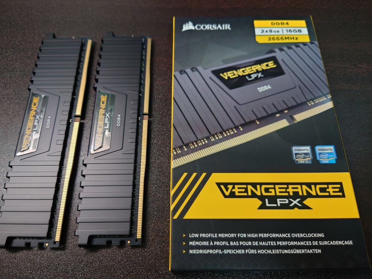 動作確認済CORSAIR VENGEANCE LPX DDR4 32GB Corsair LPX DDR4 2666