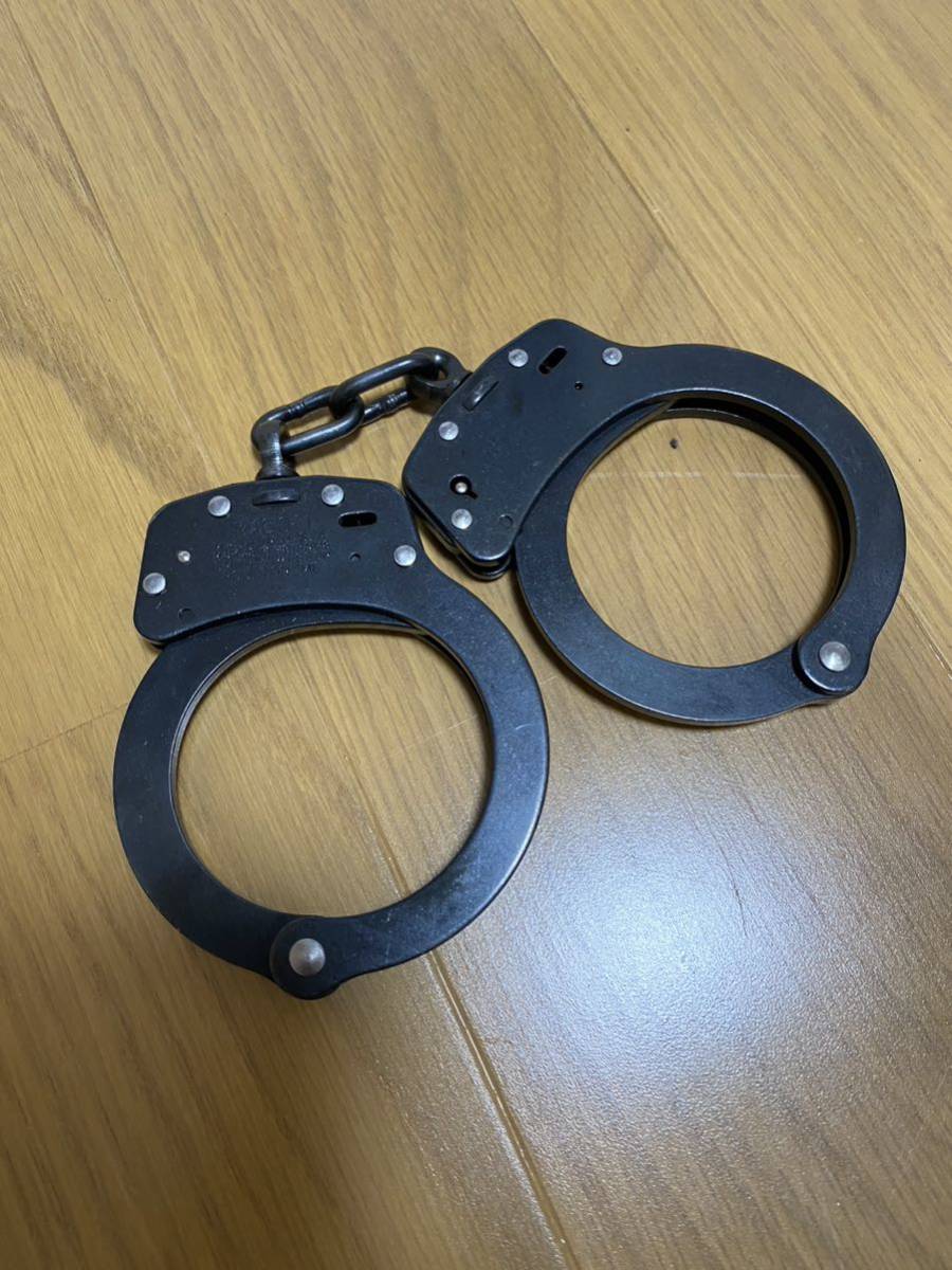 実物 Smith&Wesson Handcuffs スミス&ウェッソン ハンドカフ 手錠 LE