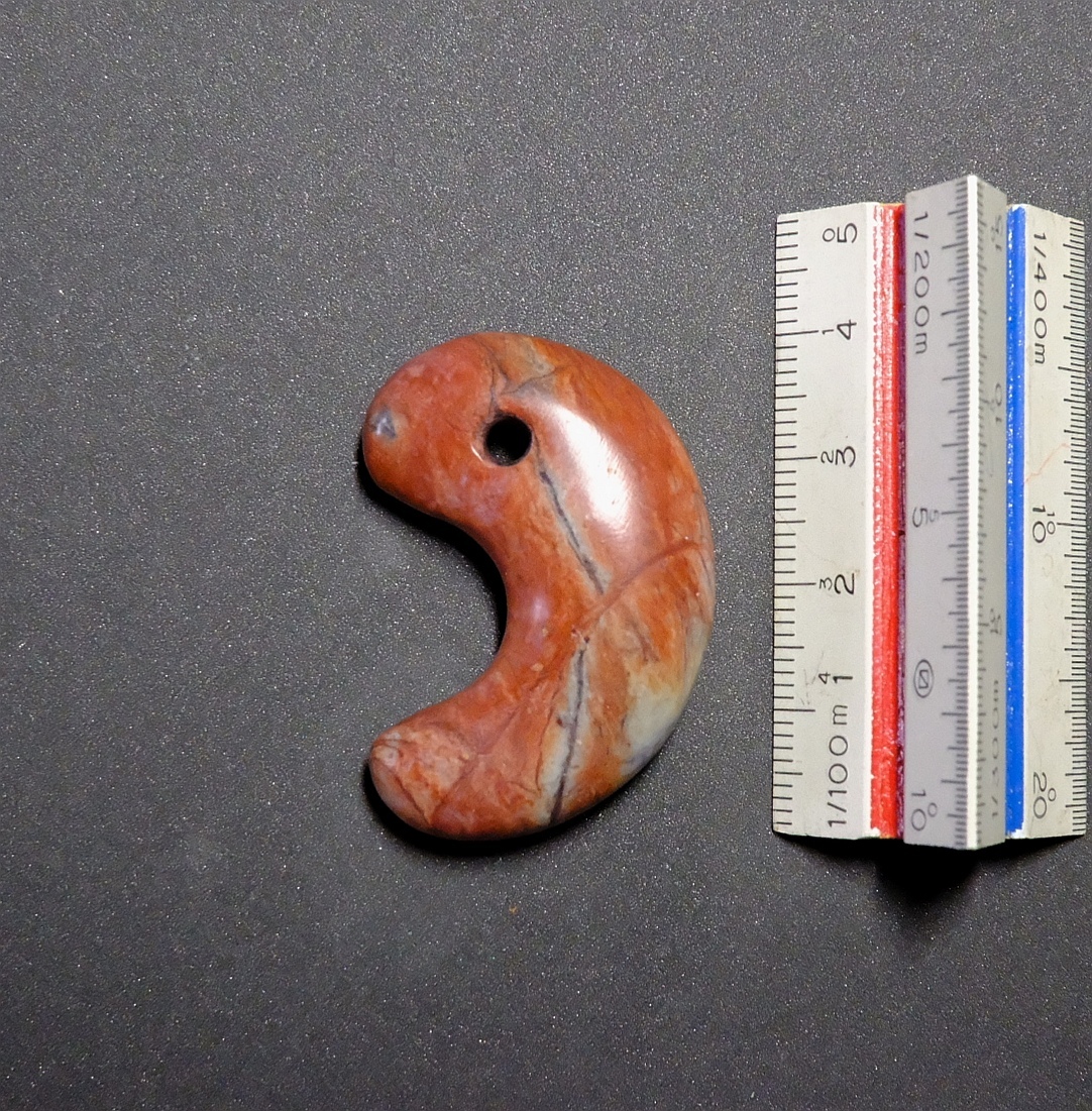 勾玉 HISTORY）：古墳 神聖視された「勾玉」の実態 日本翡翠情報
