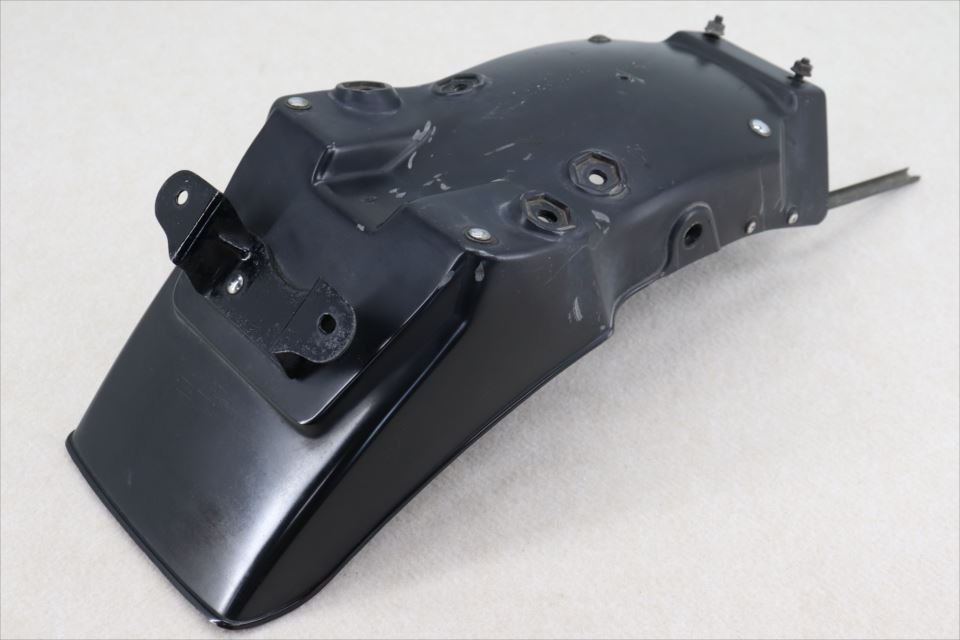 325448　ＣＢ７５０Ｆ　ＲＣ０４　純正　リアフェンダー　インナーフェンダー　ナンバーステー | CB750F RC04 CB750FC ロングフェンダー 中古品