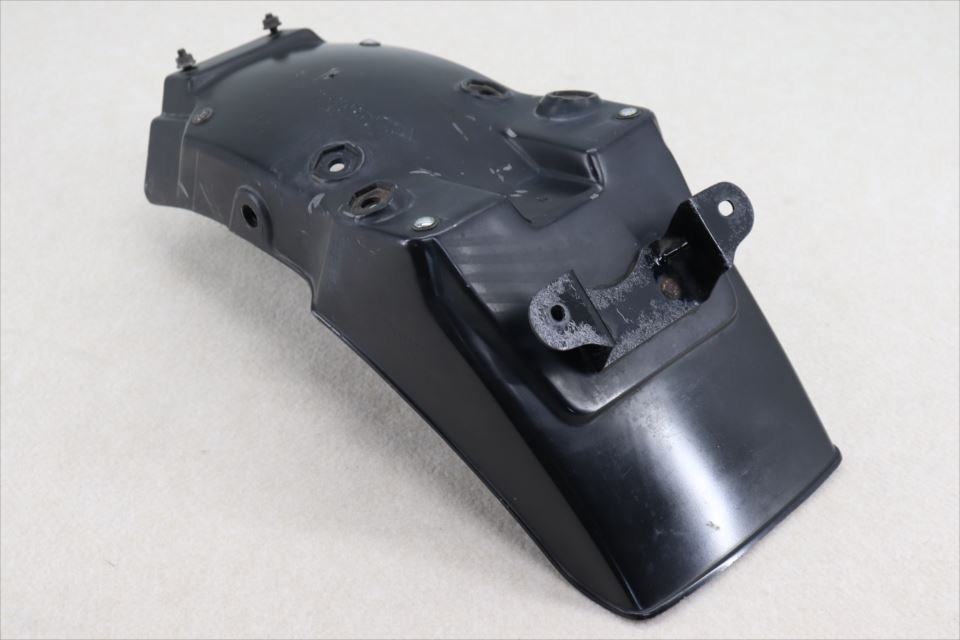 325448　ＣＢ７５０Ｆ　ＲＣ０４　純正　リアフェンダー　インナーフェンダー　ナンバーステー | CB750F RC04 CB750FC ロングフェンダー 中古品