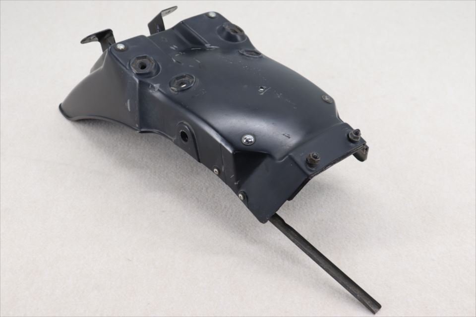 325448　ＣＢ７５０Ｆ　ＲＣ０４　純正　リアフェンダー　インナーフェンダー　ナンバーステー | CB750F RC04 CB750FC ロングフェンダー 中古品