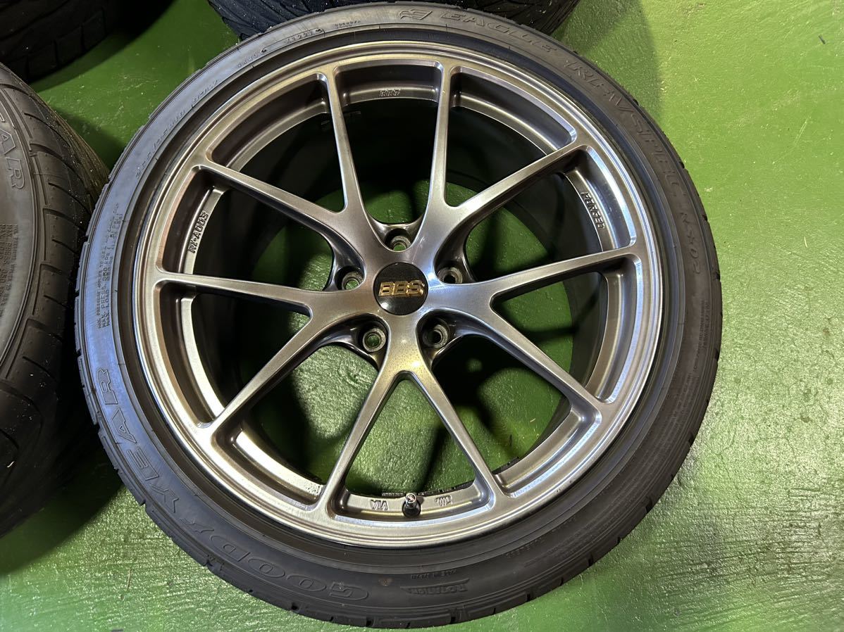 BBS RI-A 18インチ 9.5j +22 4本通し グッドイヤー265/35r18付き(5穴  