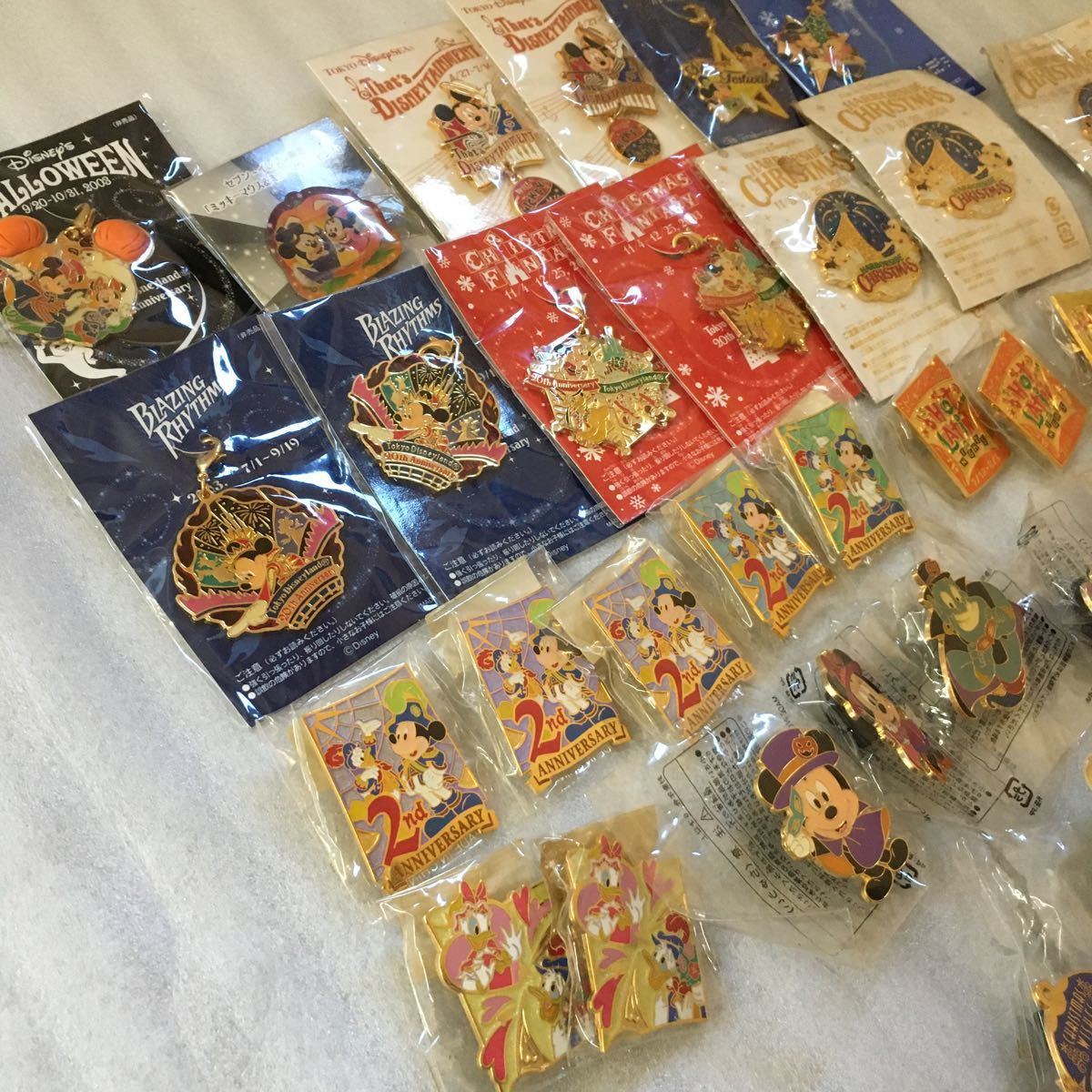 まとめ売り】Disney ディズニー ピンバッジ キーホルダー コレクション 