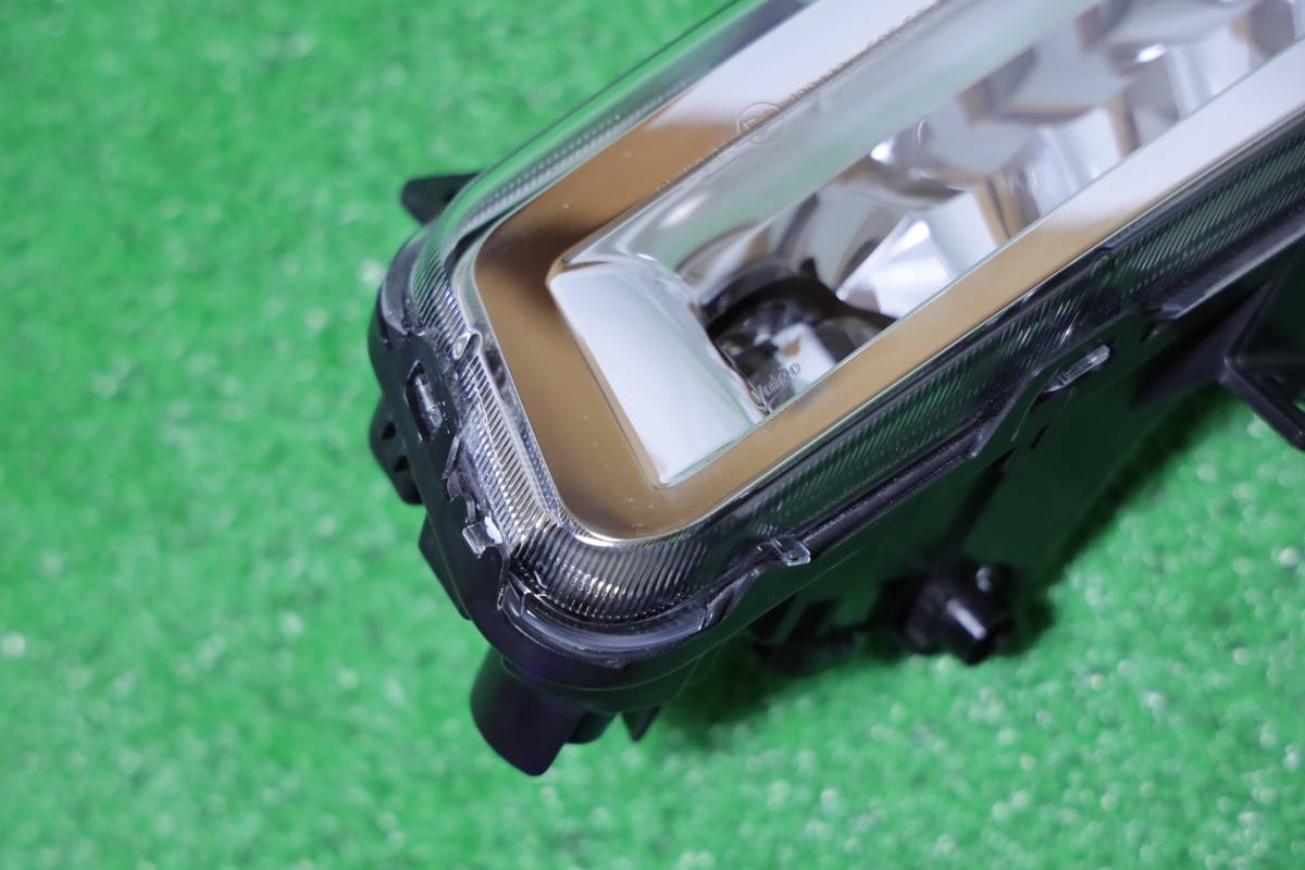 T32 エクストレイル 純正 右フォグランプ LED 26150 8995C 90102548