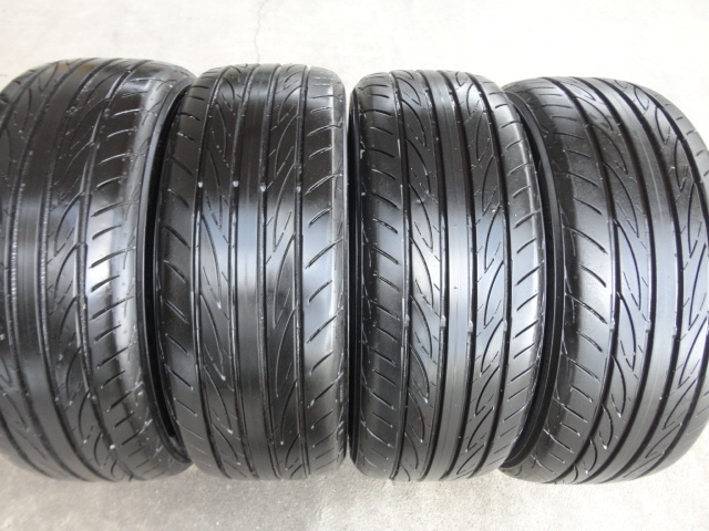 ADVAN FLEVA 225/55R17 ワンシーズンのみ使用 4本セット　バリ溝 ADVAN FLEVA 225/55R17 ワンシーズンのみ使用 4本セット バリ溝