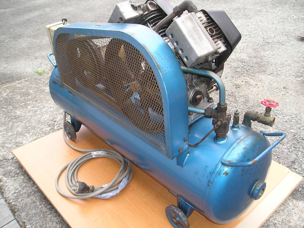 5馬力 アネスト岩田 3.7kW コンプレッサー | 3.7kw エアー 