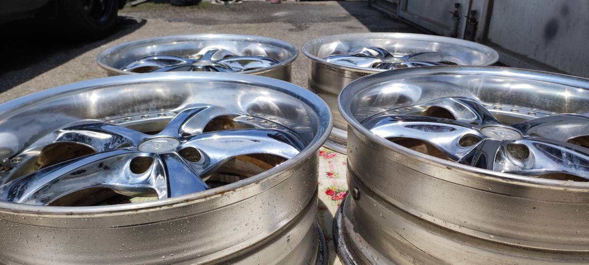 絶版品!! WORK VS-KF 19x8J 19x9J ＋33 114.3 5H 各2本 メッキ 19 