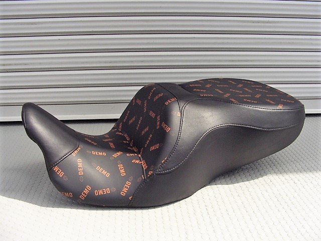 ◎ツーリング スーパーリーチ デモ用 シート 2（'09～ DEMOロゴ入り