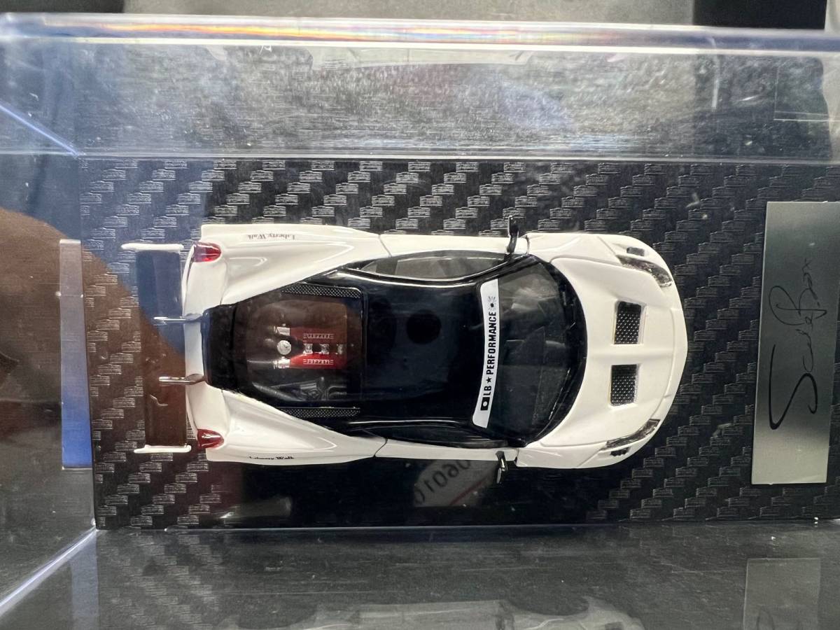 SCALE BOX 1/64 MC42-WH LBWK LB-シルエットワークス フェラーリ 458 