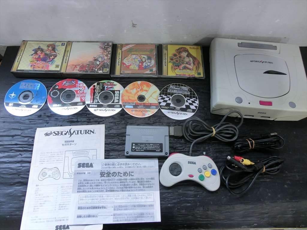 T【N0-36】【80サイズ】セガサターンゲーム機本体＋コントローラ他 