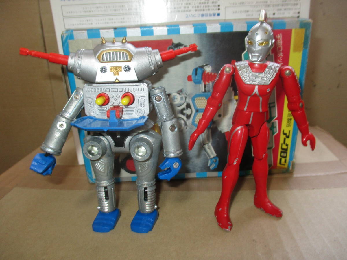 アークロン キングジョー ＋ポピー バンダイ 超合金 ウルトラセブン 