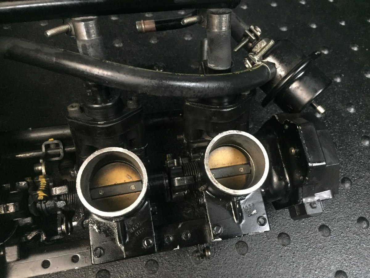 kawasaki 空冷 GPZ1100 実動スロットルボディー インジェクター (検索 