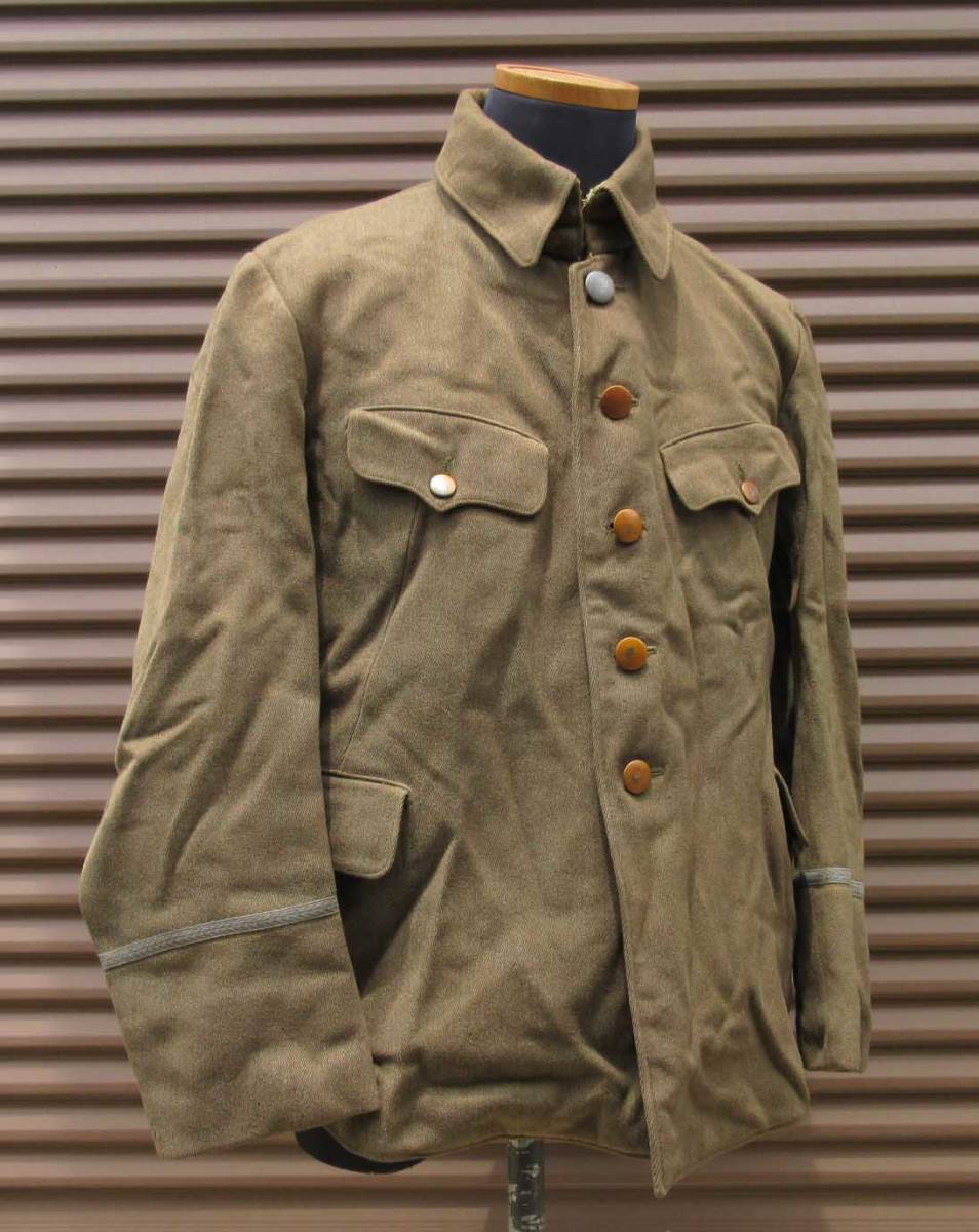 旧日本陸軍・尉官用三式冬軍衣 日本軍服軍衣軍刀帯拳銃剣軍帽略帽弾薬