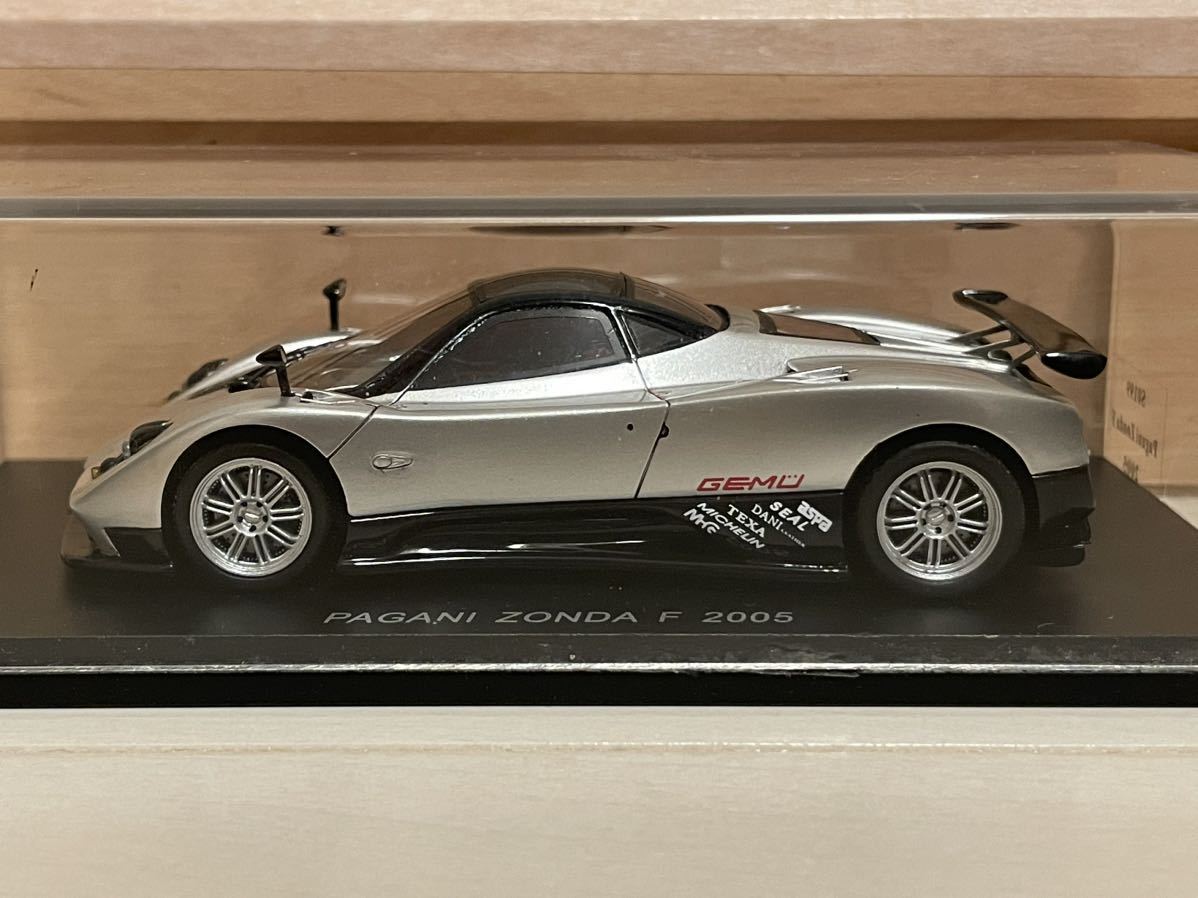 Spark スパーク 1/43 Pagani パガーニ Zonda ゾンダ レボリューション