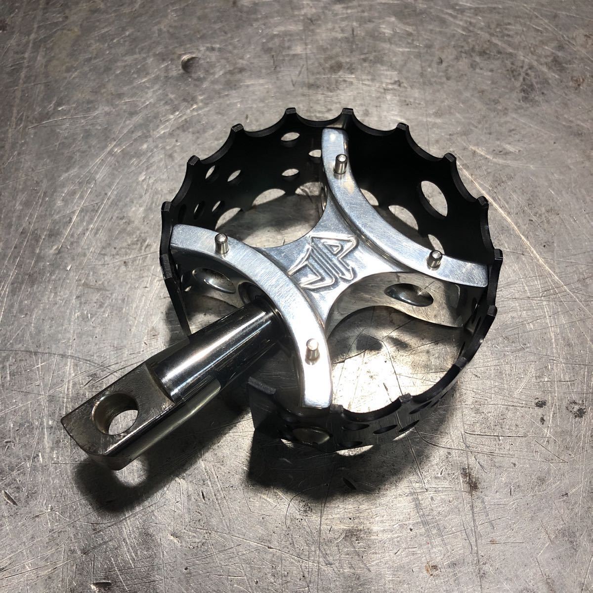 ベアトラップ キッカーペダル ハーレー ナックル、パン、ショベル、アイアン、エボ、サイドバルブ  ビンテージ(ハーレーダビッドソン用)｜売買されたオークション情報、Yahoo!オークション(旧ヤフオク!) の商品情報をアーカイブ公開 -  オークファン（aucfan.com）