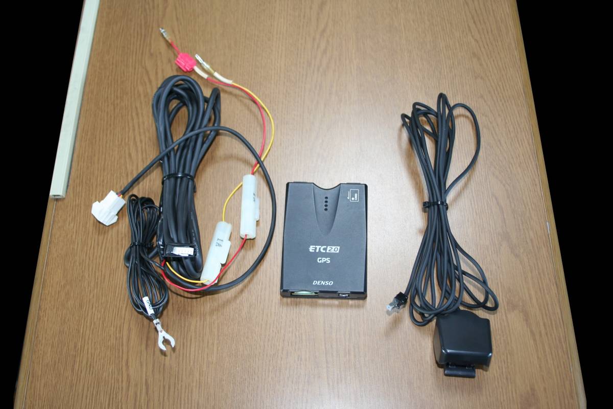 デンソー ETC2.0 GPS 12／24V （FU54JZ） ご閲覧頂きありがとうござい