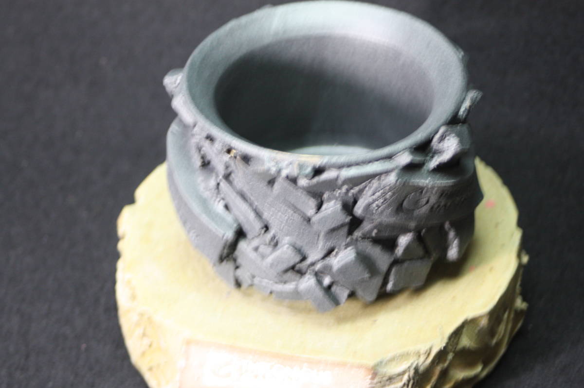 THELO 陶器植木鉢1点物