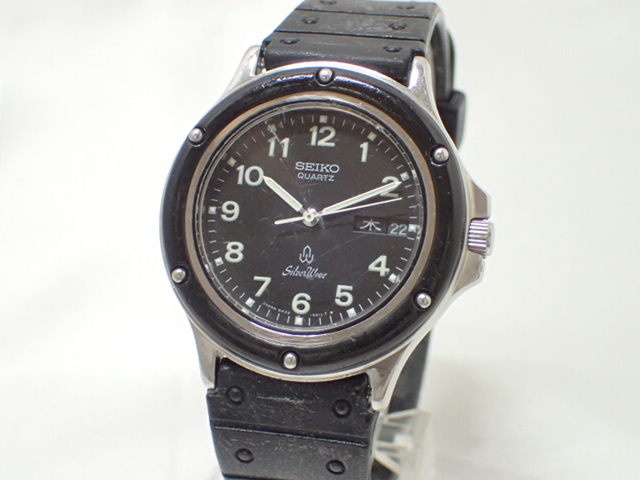 6227 T SEIKOセイコー/シルバーウェーブ/6433-6010/メンズ腕時計/プラスチックベゼル/黒文字盤/ヴィンテージ/純正ラバーベルト(セイコー)｜売買されたオークション情報、yahooの商品情報をアーカ その他