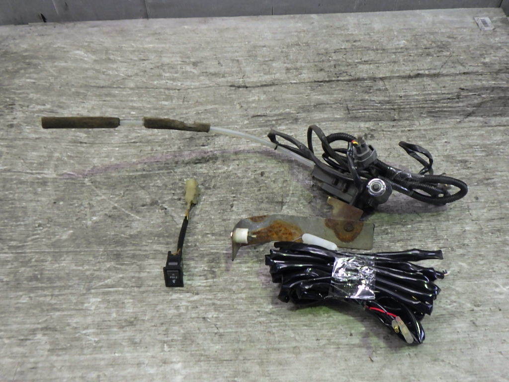 売り切り NCP15 ヴィッツ 後期 スイッチ ハーネス付 フェンダーポール 動作OK 動画あり 05-06-20-608 B2F-1E スリーアール長野