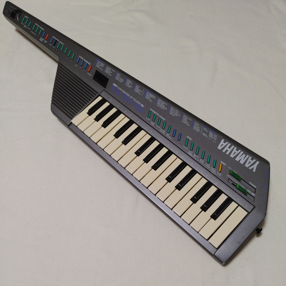 YAMAHA ヤマハ DX7s シンセサイザー 鍵盤楽器 ソフトケース付き 2610091611