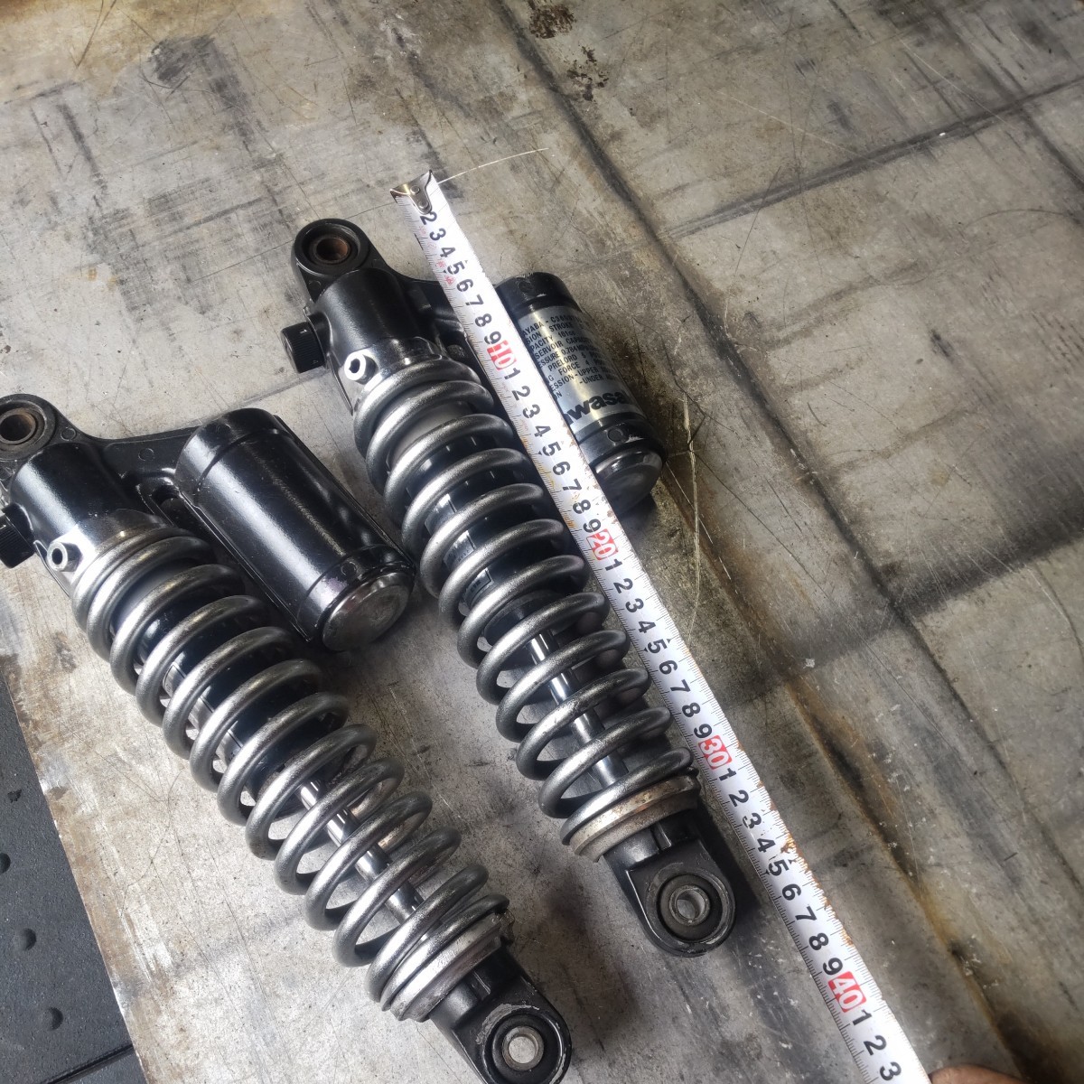 カワサキ ゼファー1100 リアサスペンション 左右 純正 中古 2025年最新