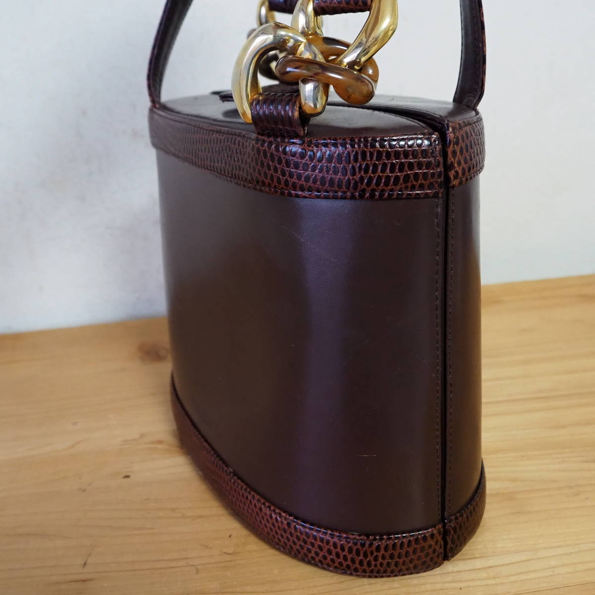 日本製*ungaro/ウンガロ*リザード型押し×スムースレザー*バニティ 