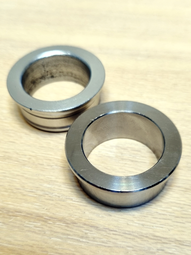 141-F-2 ◇ スズキGSX-R600/750チタン合金フロントアクスル強化カラー
