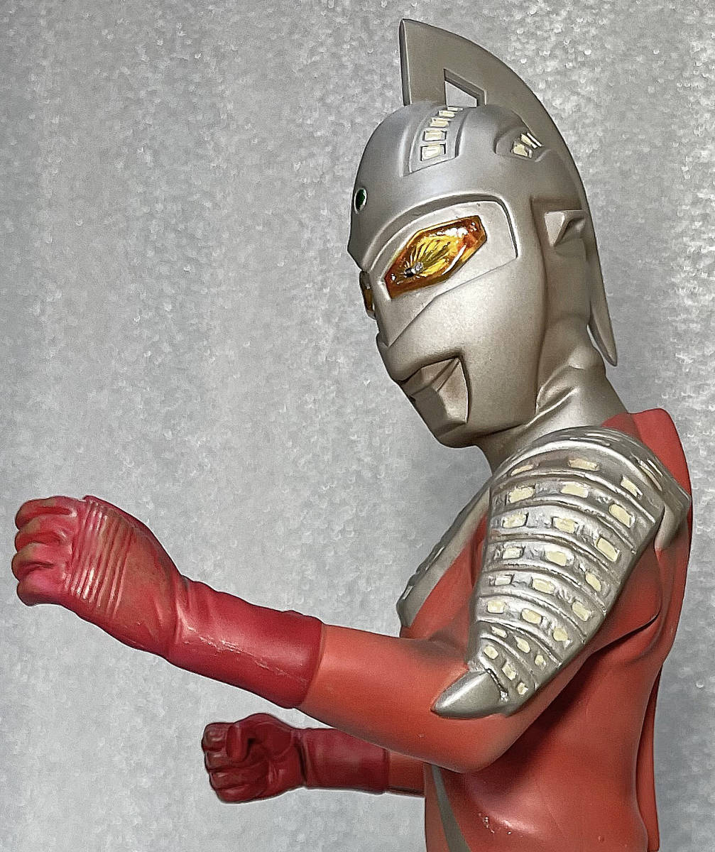 ウルトラセブン完成品(エクスプラス？リペイント 検索 ビリケンccp s.h) ウルトラセブンリペイント完成品（検索用：ビリケン メディコム ccp
