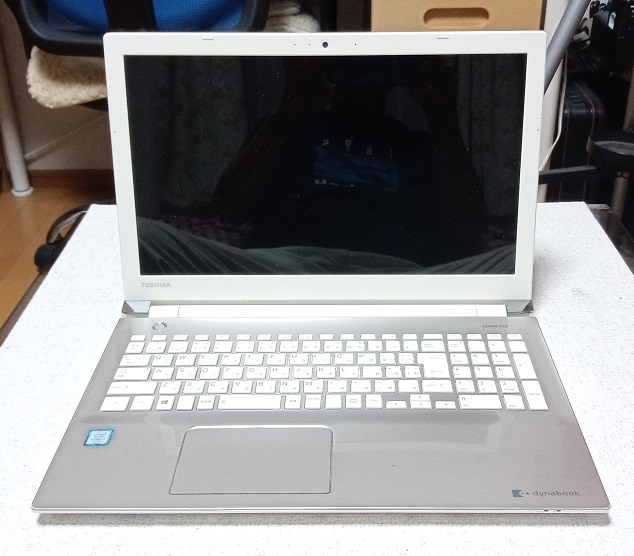 東芝 dynabook T65/EG CPU Core-i7（7世代) メモリ4GB HDD750GB カメラ
