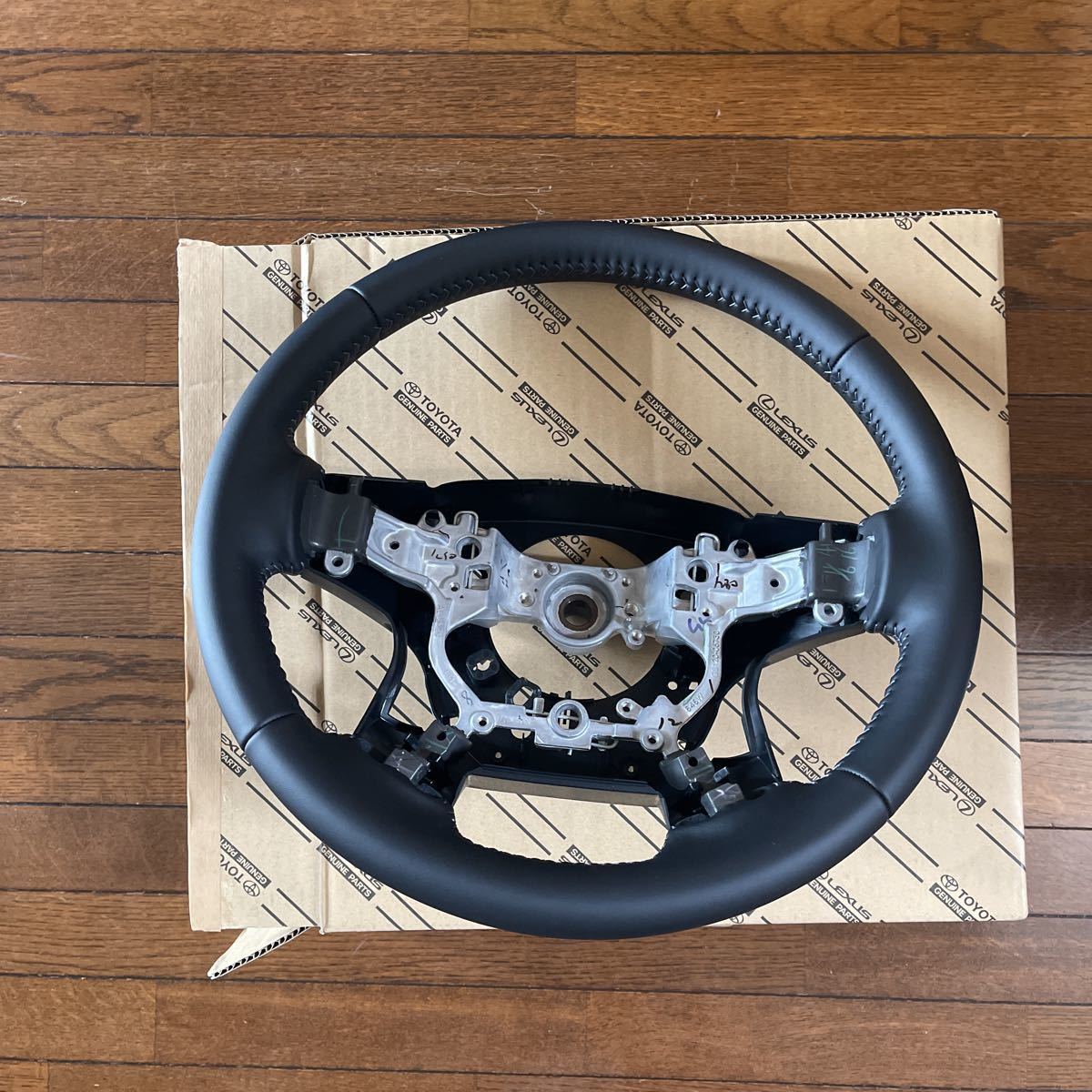 150プラド 本革パーツ 新車外し 新車外し トヨタ ランドクルーザー プラド TX-L 150 後期 純正