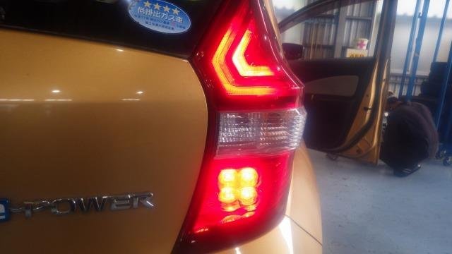 ノート HE12 e-POWER 純正日産ノート 後期 E12 テールランプ 日産 左右