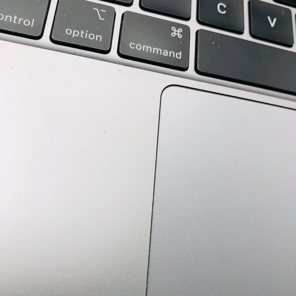 動作確認済み MacBook Pro Touch Bar＋Touch ID 13インチ (Mid 2020