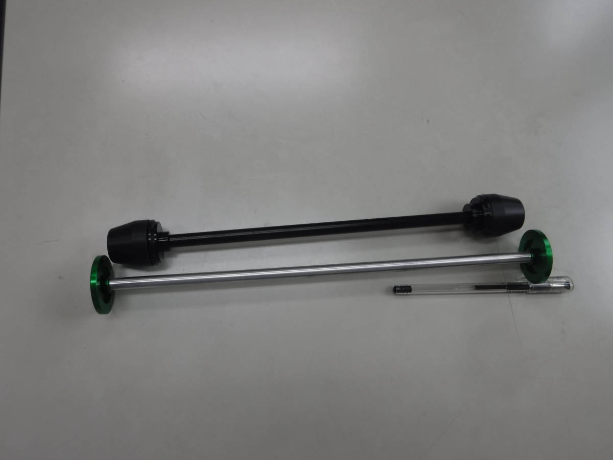 ZX-6R　フロントアクスルスライダー＋フレームキャップＳＥＴ