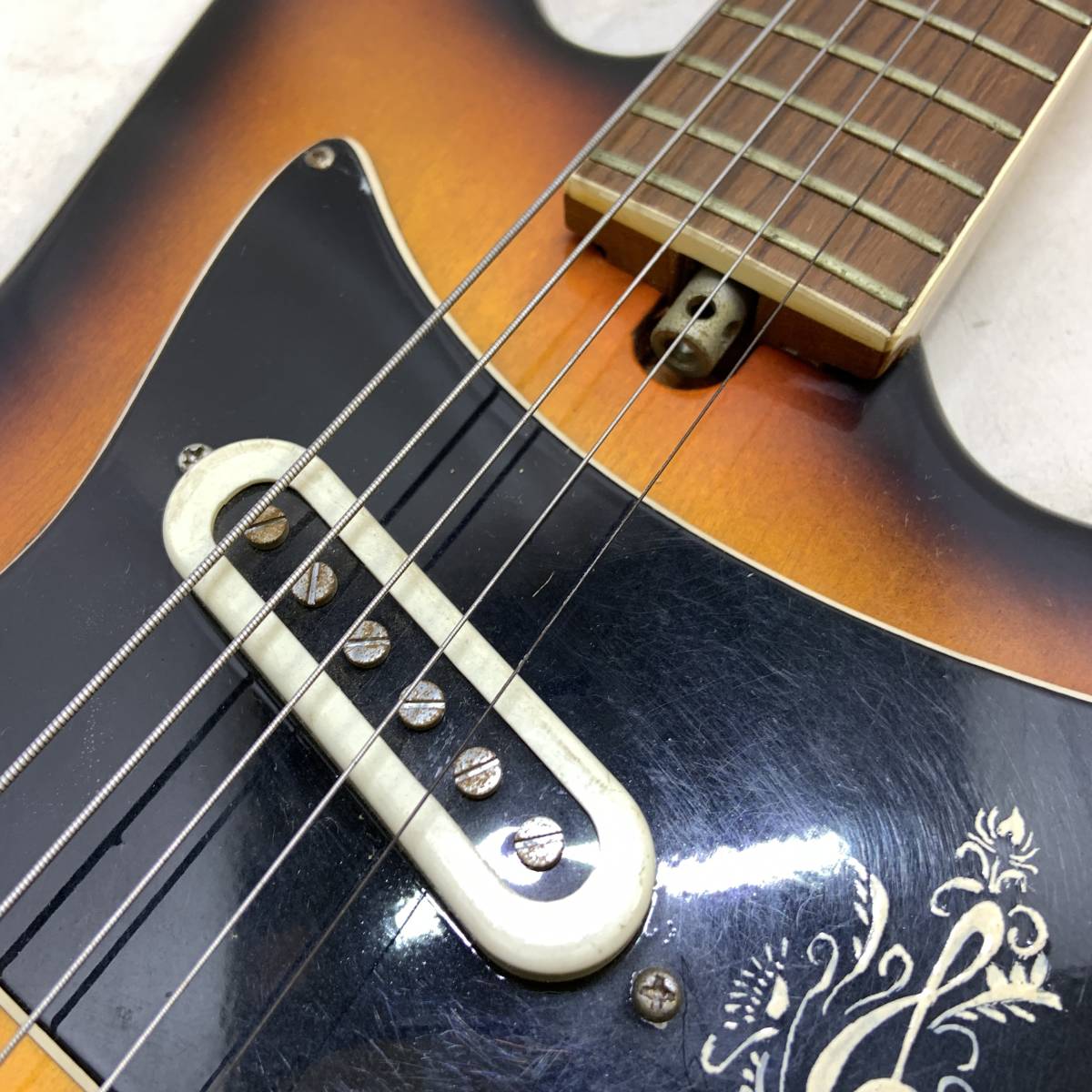 メーカー不明 楽器、器材 ビザールギター (907 麻雀牌⁄エレキギター