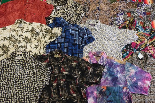 SSH-GR37 デザイン古着 半袖 総柄シャツ￥1～US古着卸大量セット業者まとめ売り