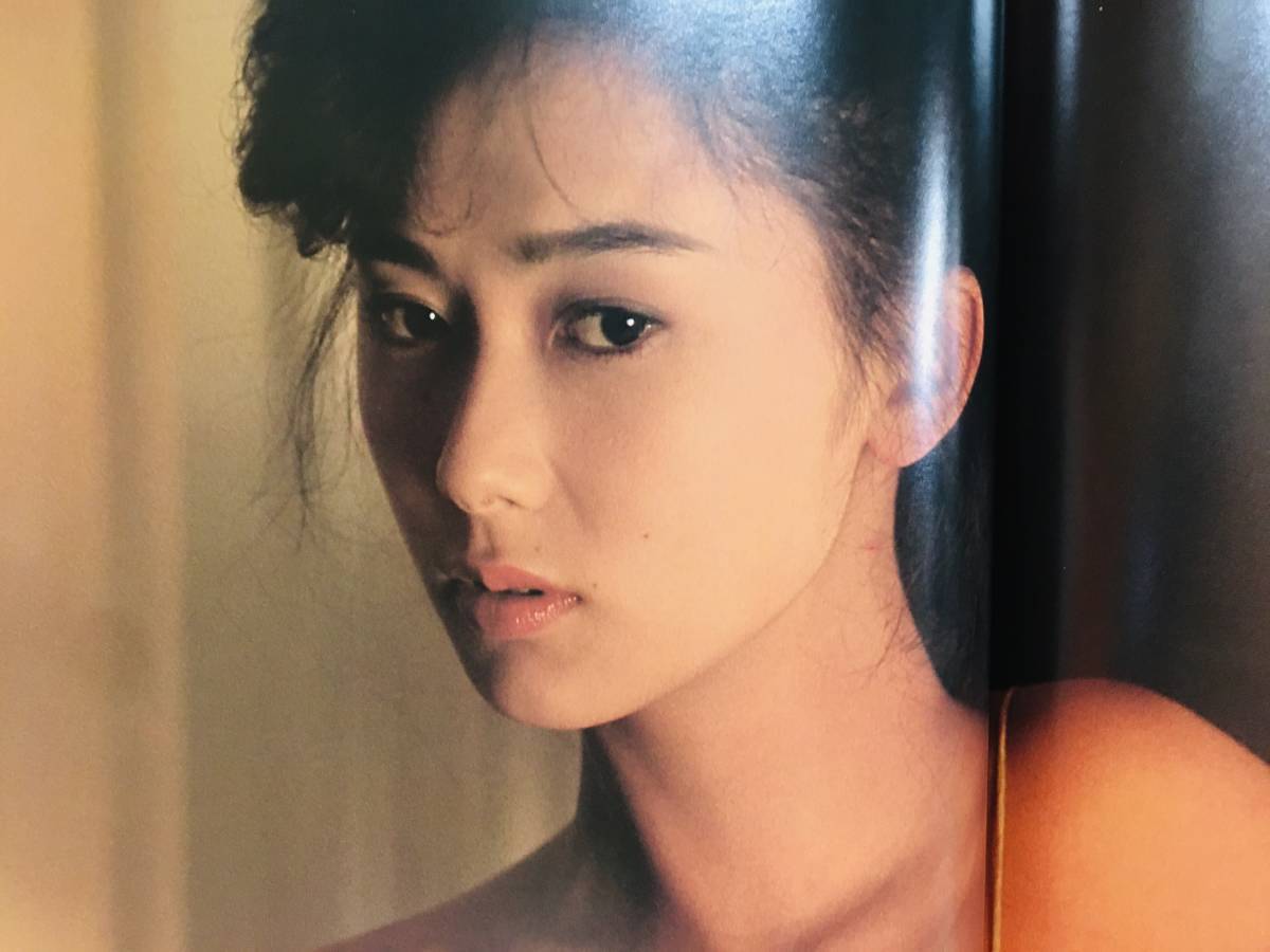斉藤慶子 さん 写真集 斉藤 慶子 採光の個室 撮影 野村誠一 