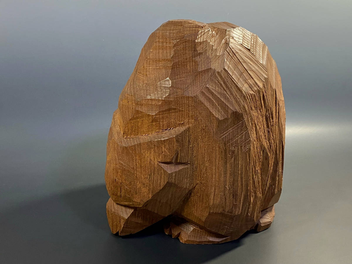 柴崎重行 木彫り 「熊（1981年）」 高さ21cm 北海道アイヌ八雲