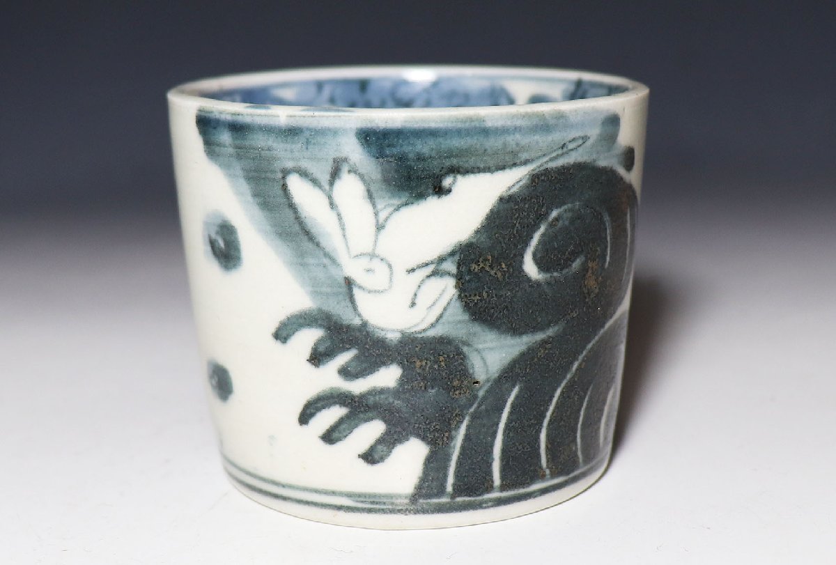 兎図 そば猪口 江戸期 波兎 【桃】古伊万里：染付波兎図