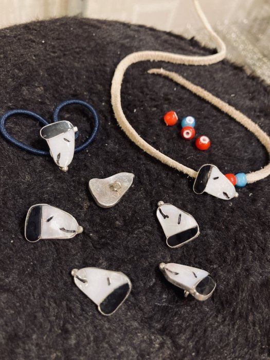 ZUNI INDIAN JEWELRYズ二族インディアンジュエリーSNOOPYスヌーピー?犬 