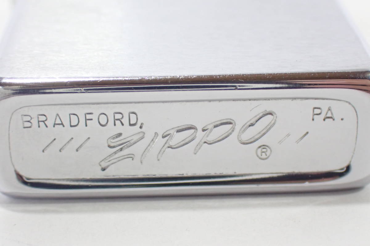 | ZIPPO] 百姓いろは 83147【 /// ZIPPO // 】斜字体 筆記体 旧ロゴ イタリック体 1977年 ビンテージ ジッポー 着火確認済み【 ／／／ ZIPPO ／／ 】