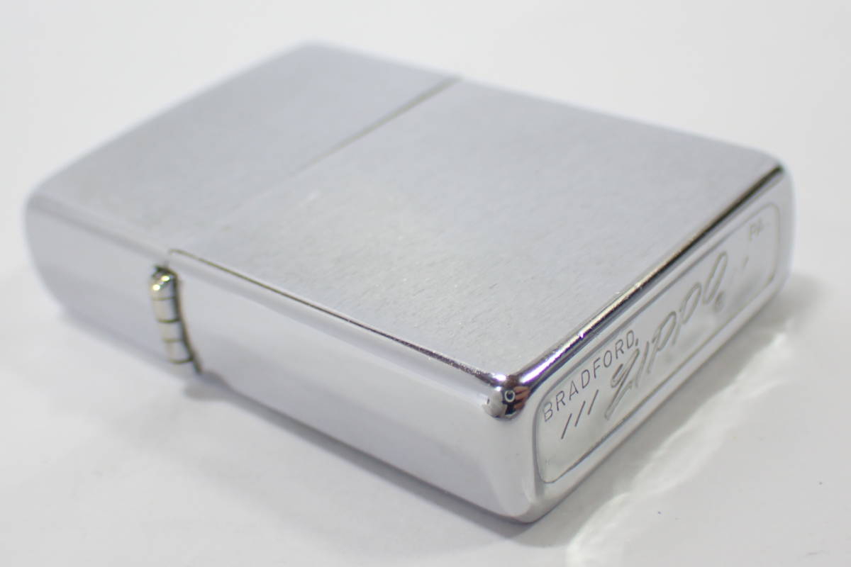 | ZIPPO] 百姓いろは 83147【 /// ZIPPO // 】斜字体 筆記体 旧ロゴ イタリック体 1977年 ビンテージ ジッポー 着火確認済み【 ／／／ ZIPPO ／／ 】