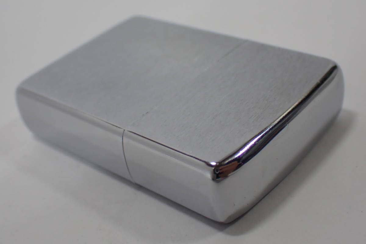 | ZIPPO] 百姓いろは 83147【 /// ZIPPO // 】斜字体 筆記体 旧ロゴ イタリック体 1977年 ビンテージ ジッポー 着火確認済み【 ／／／ ZIPPO ／／ 】