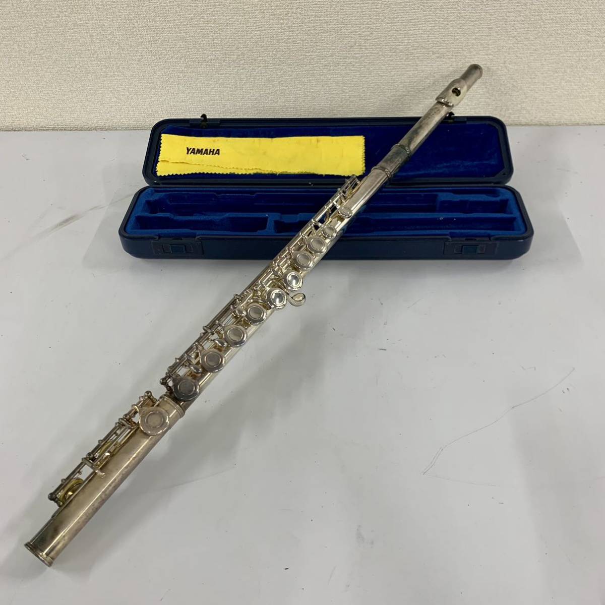 P-2】 YAMAHA YFL211S フルート 現状品 変色多々あり ヤマハ 中古金