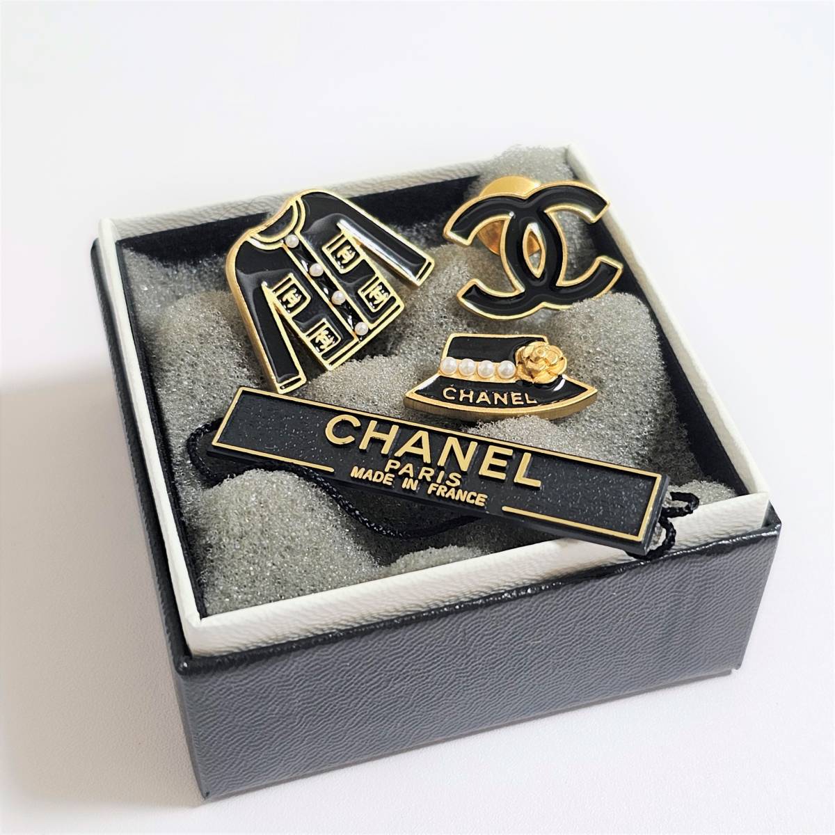 CHANEL シャネル ブローチ 洋服・ココマーク・帽子 3点セット 箱付き 
