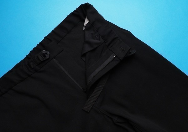 品質保証，最新作 新品定価2.0万円 COMME CA MEN コムサメン レーヨン×ナイロンツイル クライミングパンツM黒(05) 25PY20